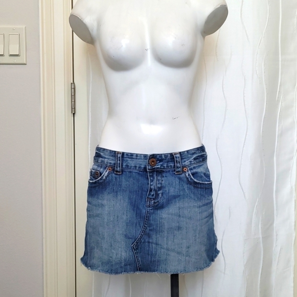 American Eagle Micro Mini Raw Hem Denim Skirt - Picture 1 of 6